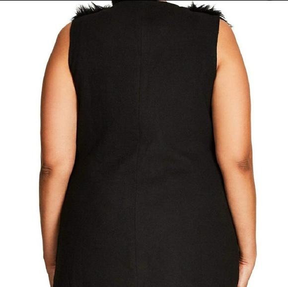 NWT City Chic Rococo Faux Fur Vest - Picture 3 of 4